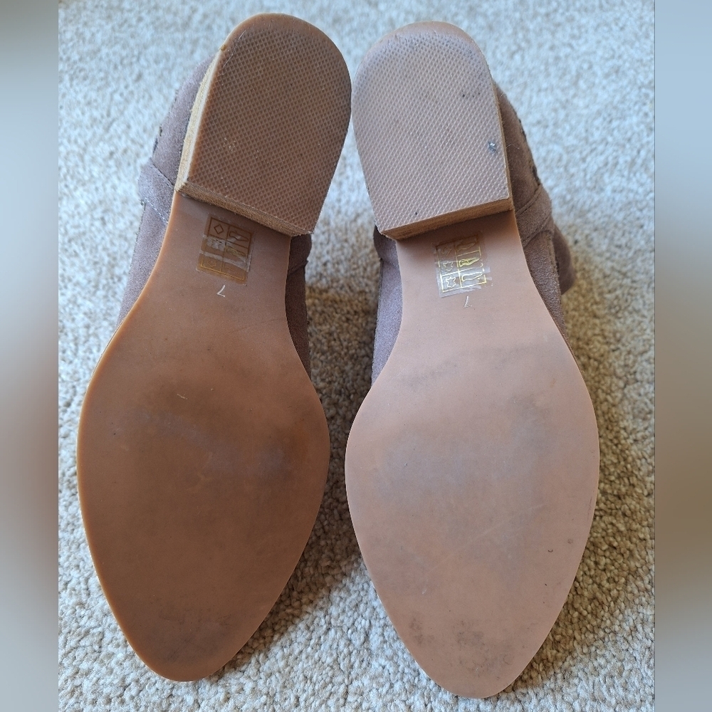 Jeffrey Campbell Taggart Ankle Boots. Taupe suede. Cutouts. Womens size 7 - Picture 8 of 8